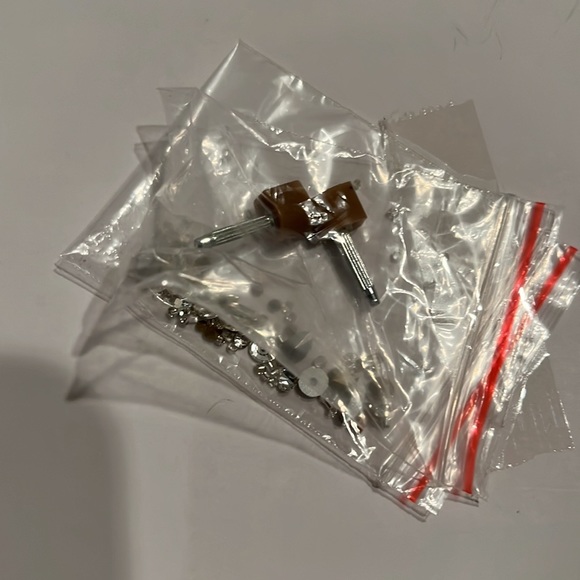 Badgley Mischka Jen NWT Size 9 - Picture 14 of 14